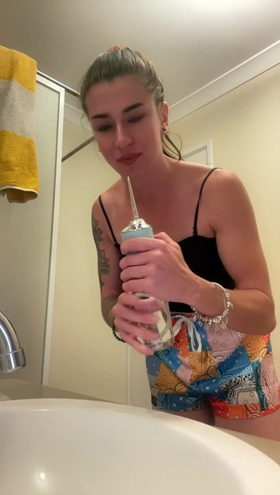 Water Flosser Fail Sprays Whole Bathroom