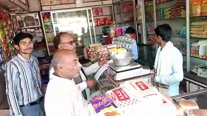 Video Story :मिठाई दुकानों की जांच करने पहुंची कलेक्टर की टीम, सेंपल लेकर तैयार किया पंचनामा