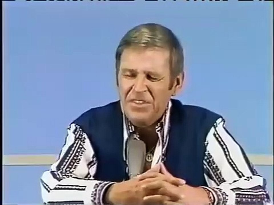 GSN Hollywood Squares promo, 2002