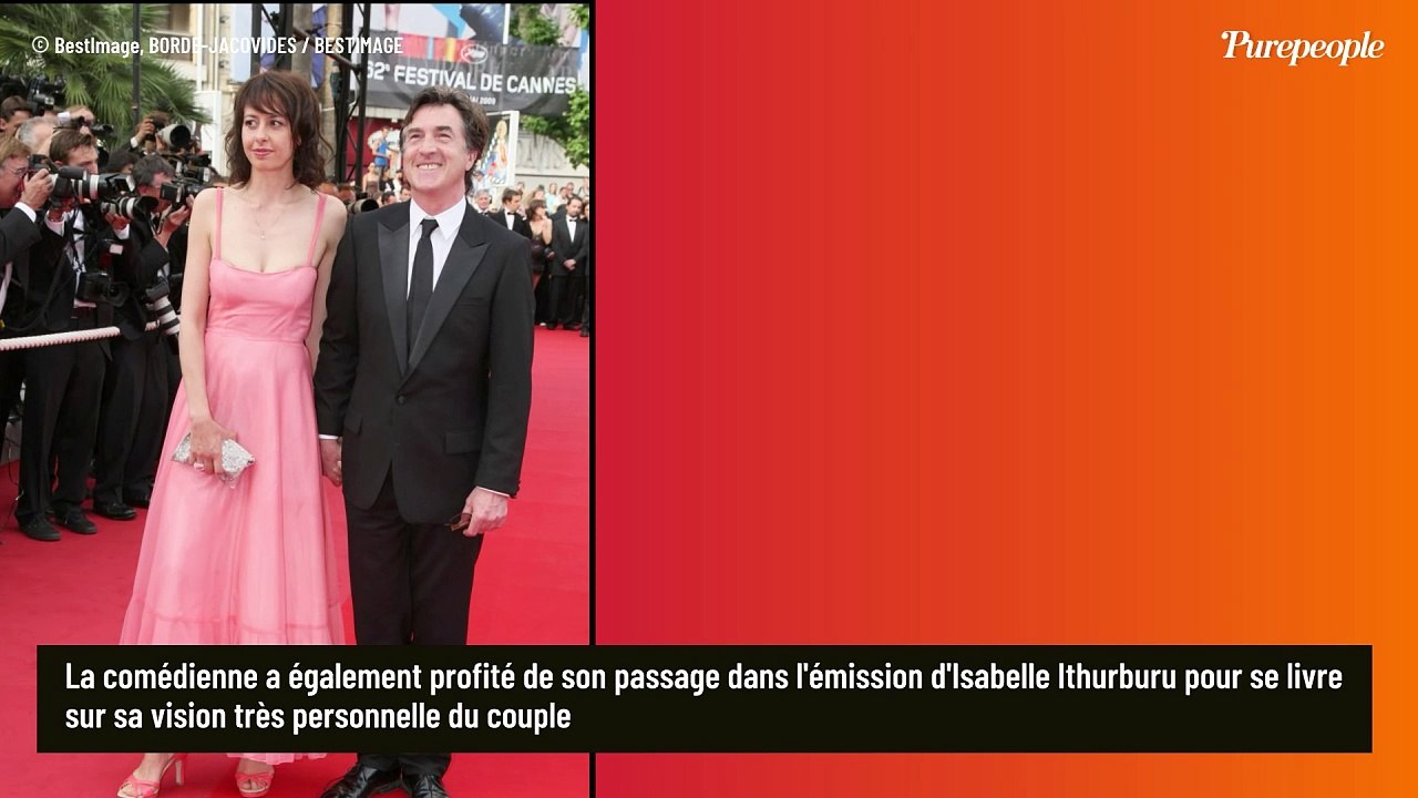 "Qu'est-ce que vous sous-entendez ?!" : Valérie Bonneton dévoile ce que sa rupture avec François Cluzet à changé dans sa vie