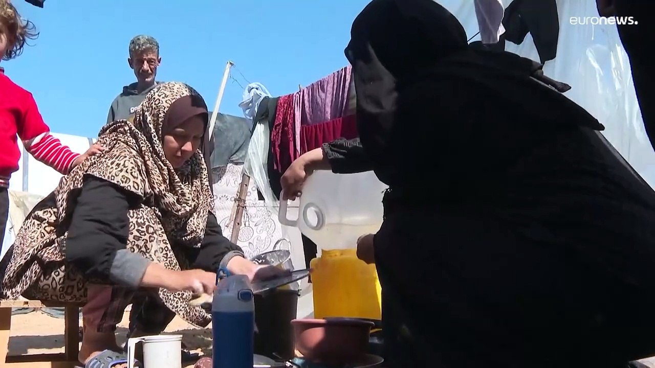 فيديو: شهادات نازحين أجبرهم الجيش الإسرائيلي على إخلاء مستشفى ناصر في خانيونس