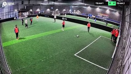 17/02 à 18:02 - Football Terrain 3 (LeFive Rouen)