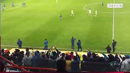 Gol de América en la primera jugada de Brian y Jardine aprovechó para dar indicaciones