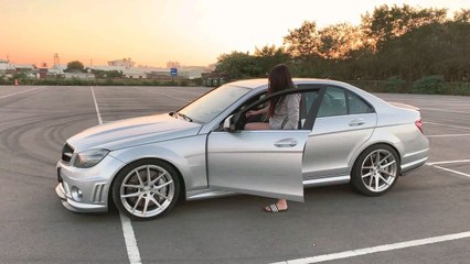 Girl drifting Mercedes C63 AMG