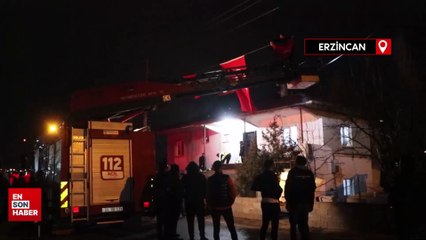 Şehidin baba ocağına Türk bayrakları asıldı