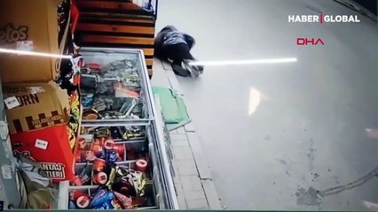 İstanbul'da ilginç görüntüler! Kedinin yaptığına inanamayacaksınız...