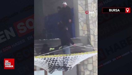 Uludağ’da telesiyejde asılı kaldı