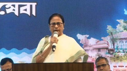 মানুষকে বঞ্চিত করতে Vote এর আগে AADHAAR কার্ডের লিঙ্ক কেটে দেওয়া হচ্ছে!: Mamata Banerjee