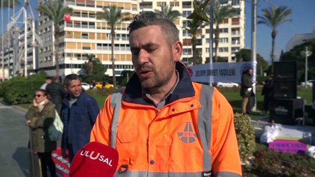İZMİR'DE TAŞERON SİSTEMİNE KARŞI EYLEM
