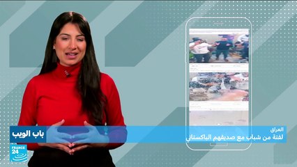 مصرية تروج للعباءات أمام مسجد تثير الغضب