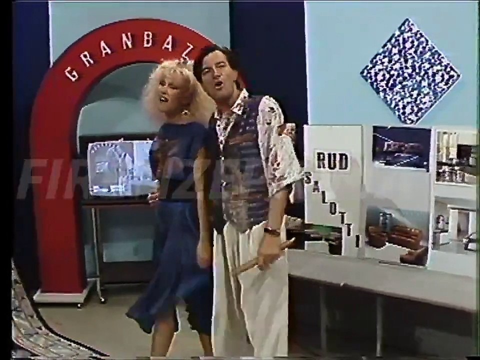 Gran Bazar di Raffaele Pisu.  Prati verdi e mare blu - 1985.