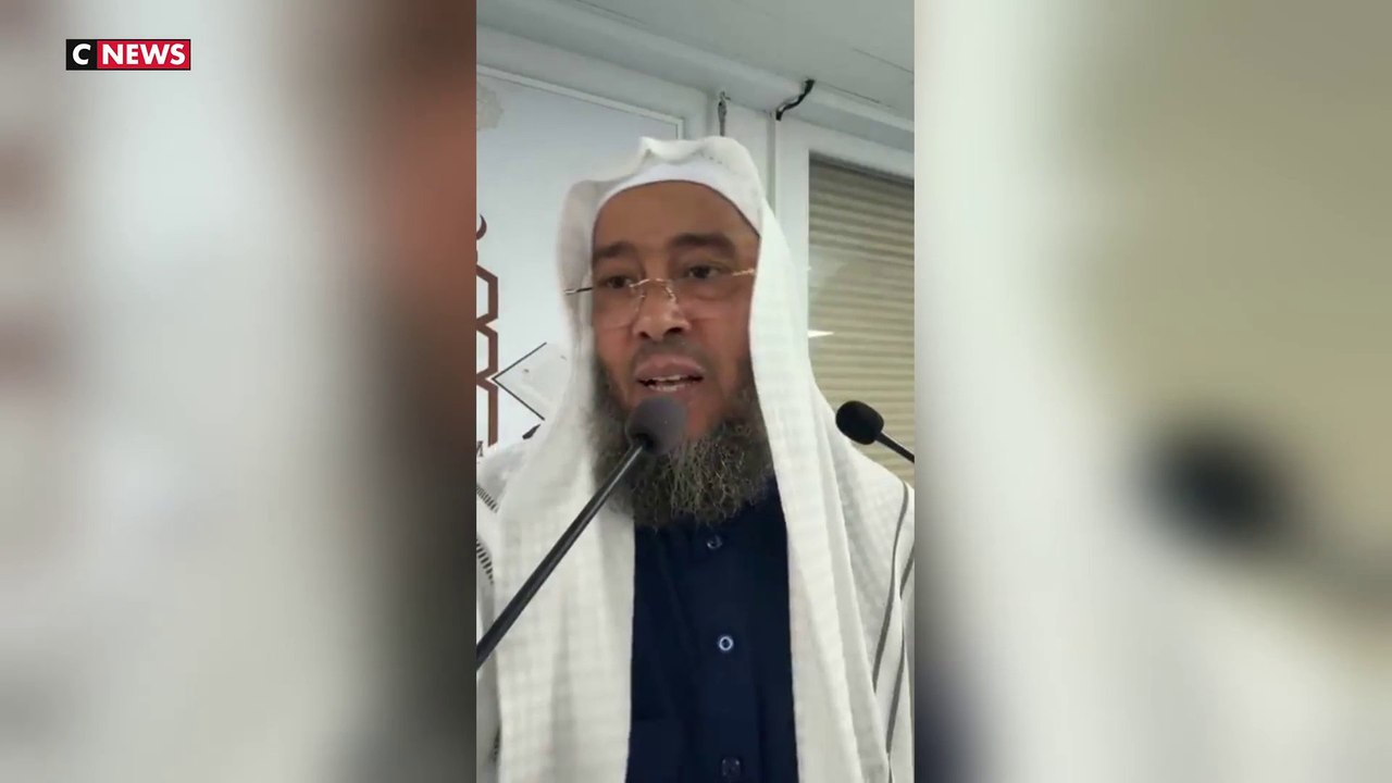 Gérald Darmanin demande le retrait du titre de séjour d'un imam après son prêche anti-français