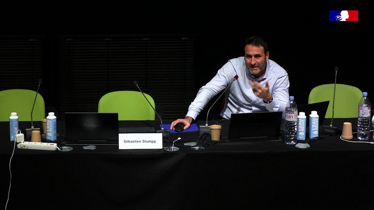 Journée d'étude - Histoire et archives des fédérations sportives - 14/22 - Uniformiser une activité « multiforme » : l’exemple de la Fédération Française de Volley-Ball (1945-début des années 1980)