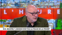 Philippe Guibert reprend les termes de Georges Bensoussan et parle de «panique du microcosme», en référence à la réaction de l'Arcom au discours de Roch-Olivier Maistre à Sciences-Po.