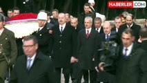 Azerbaycan Cumhurbaşkanı Aliyev, 5. kez seçildikten sonra Anıtkabir'i ziyaret etti