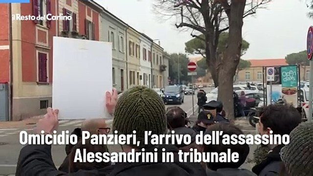 Omicidio Panzieri, l'arrivo dell'assassino Alessandrini in tribunale