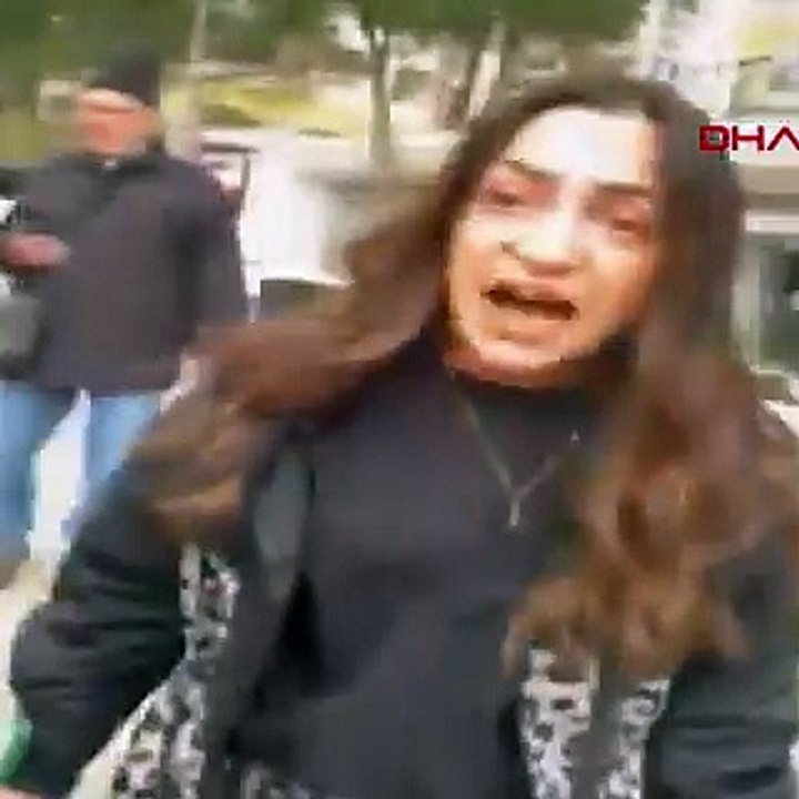 Trafikte terör estirdi: Önce çarptığı aracı tekmeledi sonra otomobille yolunu kesip tehdit etti