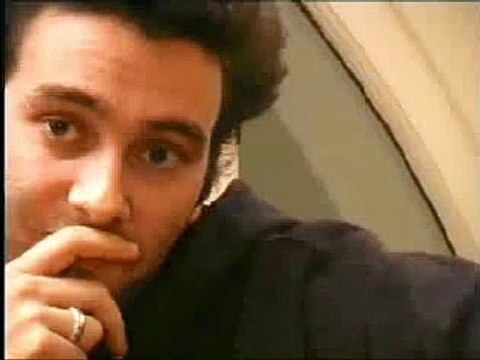 Damien Saez (18 janvier 2003 - Collectif Menacés mais libres) Interview