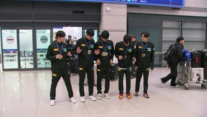 '세계 8위' 새역사 쓴 한국 수영 대표팀, 오늘 금의환향 / YTN