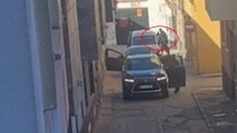 Momento del secuestro a plena luz del día en Sanlúcar de Barrameda (Cádiz)