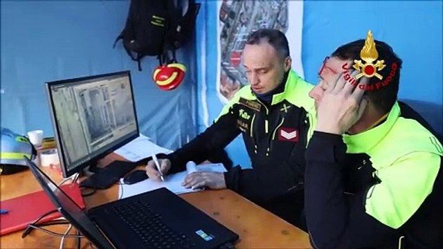 Firenze, a tre giorni dal crollo proseguono le ricerche dell'ultimo disperso nel cantiere di via Mariti