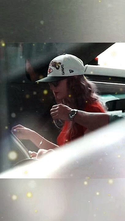"Taylor Swift Sports Chiefs Cap, 'TNT' Bracelet in Melbourne Tribute to Travis Kelce