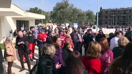 Bari: Lorella Cuccarini all'inaugurazione del “Villaggio Trenta ore per la vita Agebeo”, presenta anche il Presidente Emiliano: "La struttura ospiterà piccoli pazienti oncologici e i loro familiari" - VIDEO