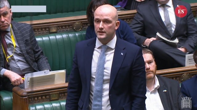 Speaker Sir Lindsay Hoyle urged to quit by SNP over Gaza vote chaos