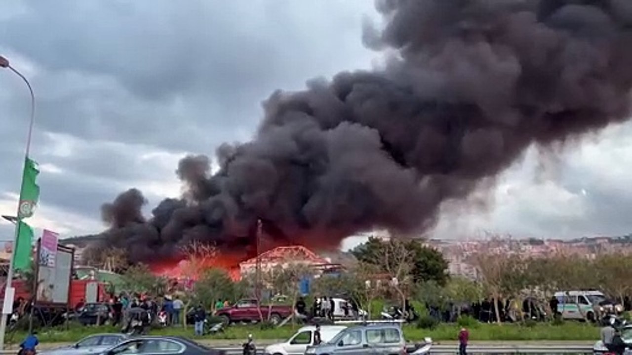 Israel mira 'instalações do Hezbollah' em ataques ao sul do Líbano