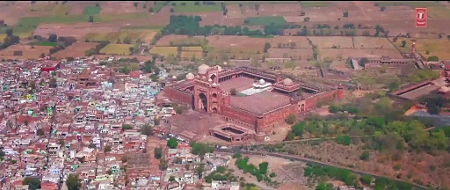 Raja Rani (Song) ,Kuch Khattaa Ho Jaay,Guru Randhawa, Saiee M Manjrekar - G.Ashok