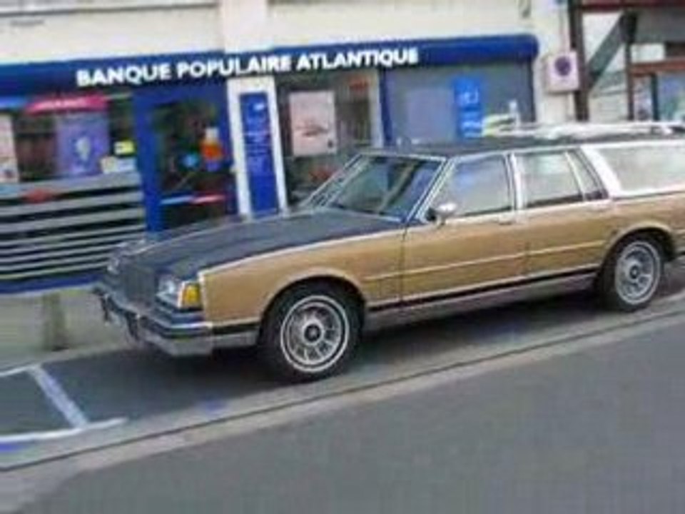 Vallet : une américaine Buick