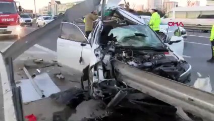 Mucize kurtuluş! Hurdaya dönen araçtan sadece parmağından yaralanarak çıktı