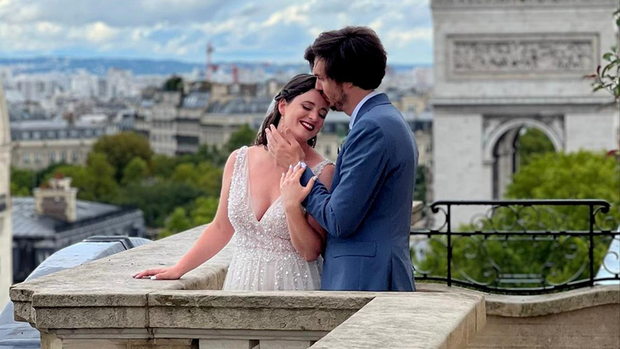 "We fell in love flirting over GOOGLE TRANSLATE" video Dailymotion