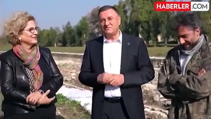 Lütfü Savaş'ın eşi "Geliyoruz" paylaşımı yaptı ama fotoğrafta bir anormallik var