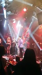 Πάνος Καλίδης: Η έκπληξη γενεθλίων on stage  (2)