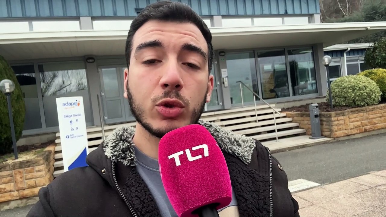 La signature d'une charte pour la défense des personnes en situation de vulnérabilité