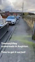Traffic jams north of Aughton at junction of Ulley Lane and Treeton Lane