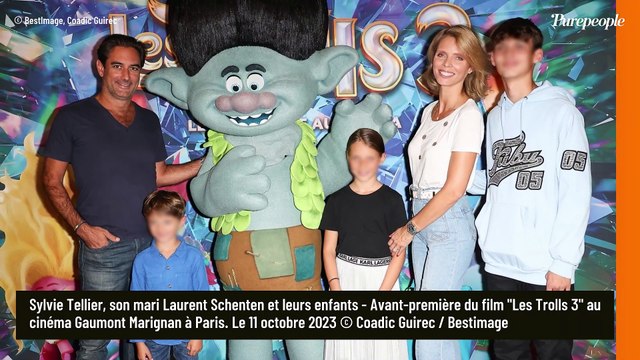Sylvie Tellier : Son ventre et ses cuisses jugés fripés après la publication d'une photo, sa réponse est parfaite !
