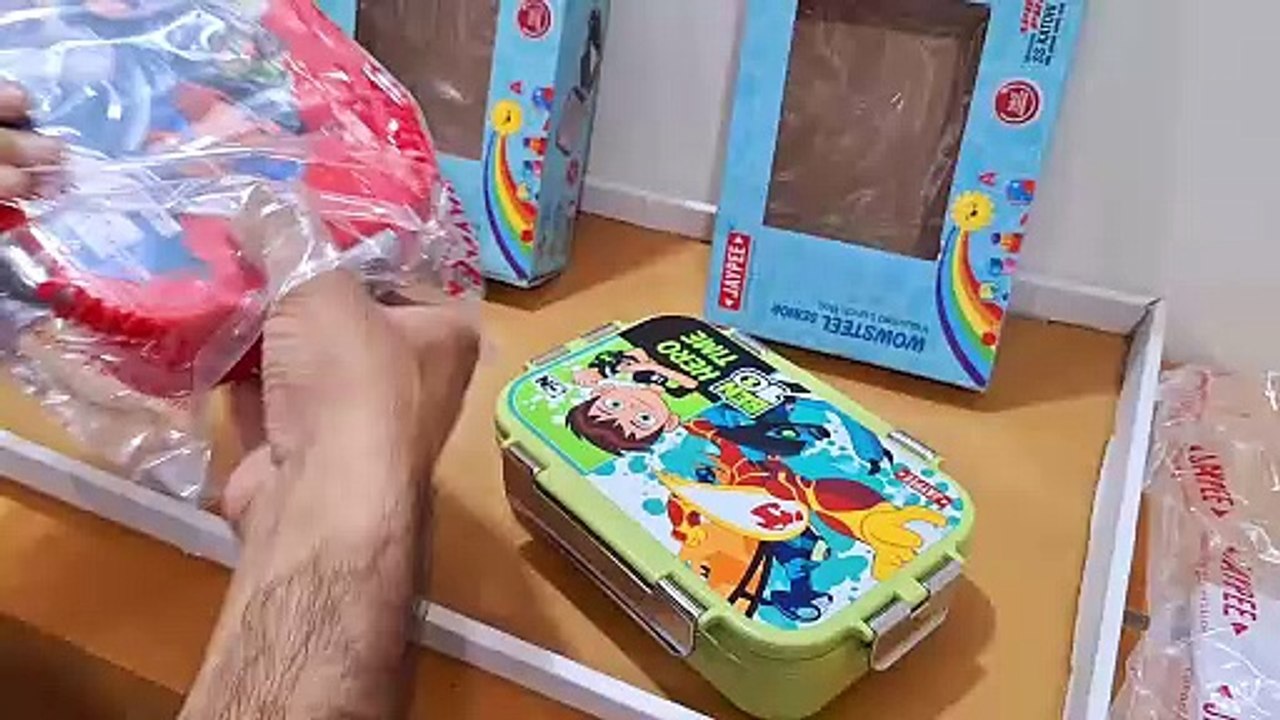 Unboxing and Review of JAYPEE Stainless Steel Insulated Lunch Box Wowsteel Sr. for Kids Leak Proof Airtight lid with Spoon