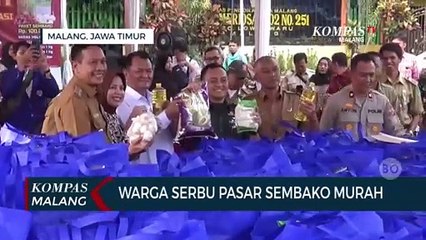 Emak-Emak Berjubel Penuhi Pasar Sembako Murah