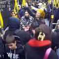 Otobüste kadına şiddet! Yer isteyen kadını yumrukladı