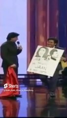 Shah Rukh Khan's witty response to the fan's present