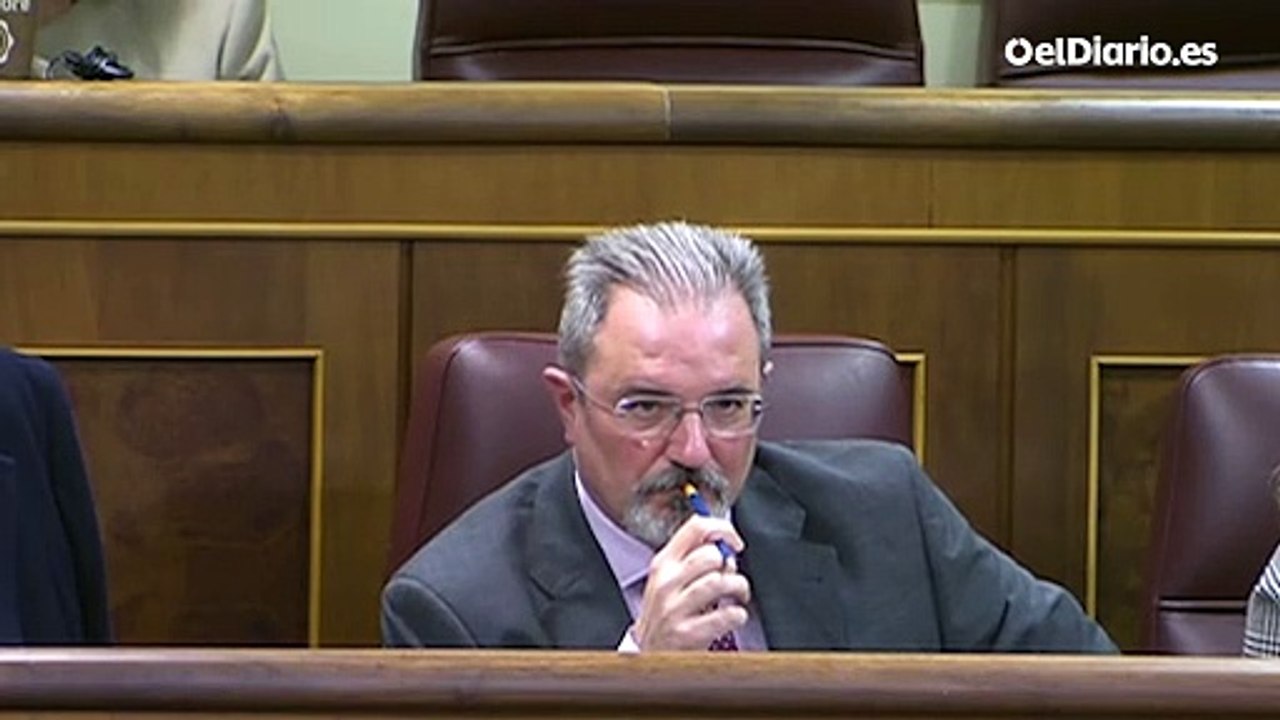 El PP rechaza el plan de Vox para ilegalizar partidos independentistas que planteó Feijóo en enero