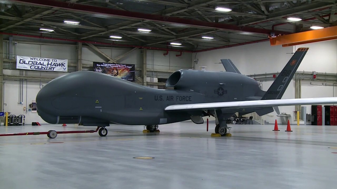 Para ajudar a afundar navio russo, drone dos EUA vou a 70 Km da costa da Crimeia