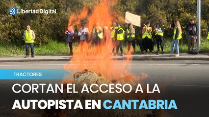 Tractores cortan el acceso a la autopista en Cantabria