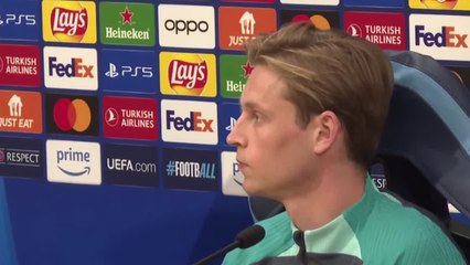 Enganchón tremendo de De Jong con un periodista: “¿Por qué inventáis?”