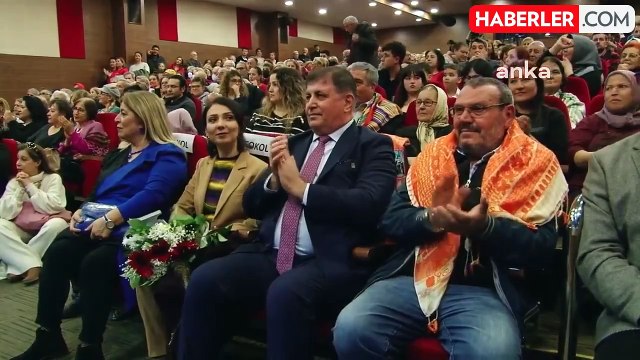 CHP İzmir Büyükşehir Belediye Başkan Adayı Dr. Cemil Tugay, Türkülerle Anadolu Konseri'nde Yörüklerle Buluştu
