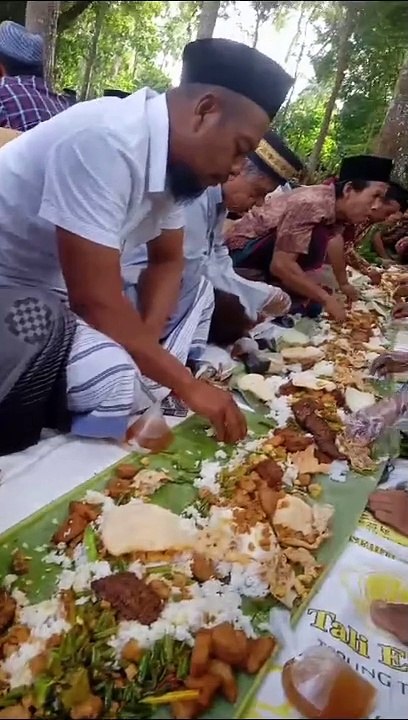 Makan bersama