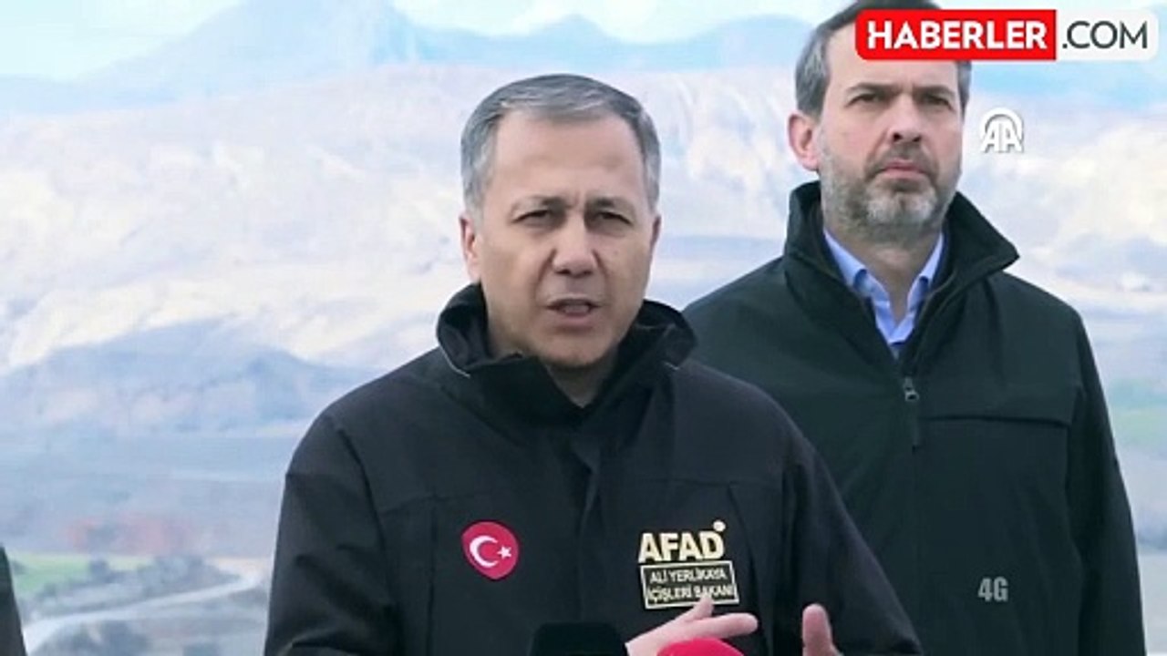 Bakan Yerlikaya: Maden sahasında güvenli çalışma imkanı sağlanıncaya kadar arama faaliyetlerine ara veriyoruz