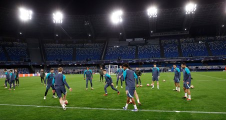 قمّة مرتقبة بين نابولي وبرشلونة